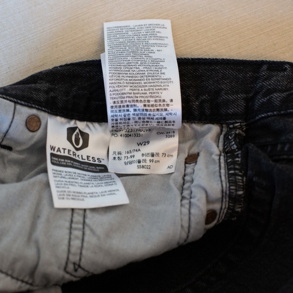 Levi's 501 Cutoff Denim Shorts Washed out Black - Picture 5 of 6